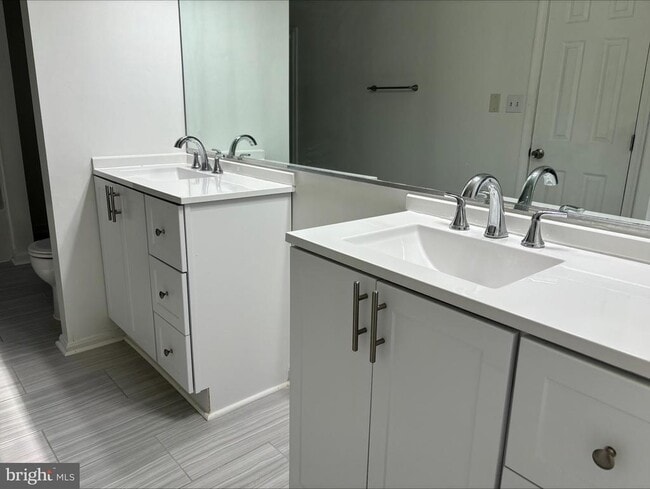 Building Photo - 132 Matthew Ct