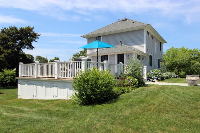 Photo - 351 Barlows Landing Rd