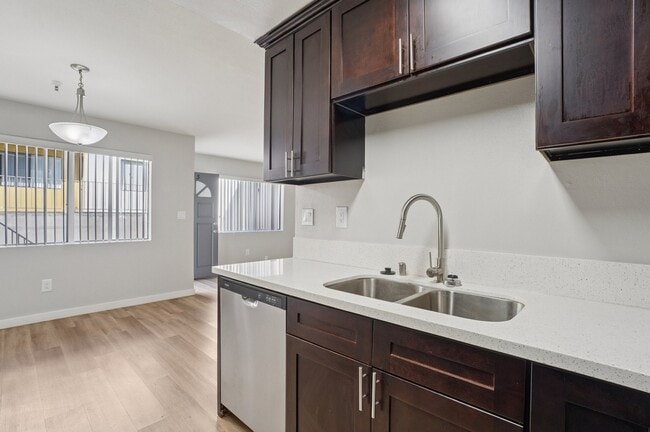 Chadron Apts