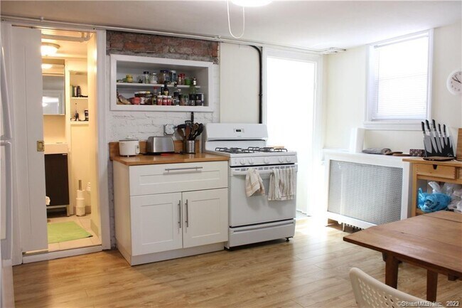 Photo - 13 Pleasant St Unit LL