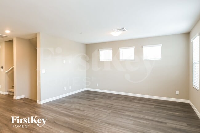 Photo - 188 Campbelltown Ave