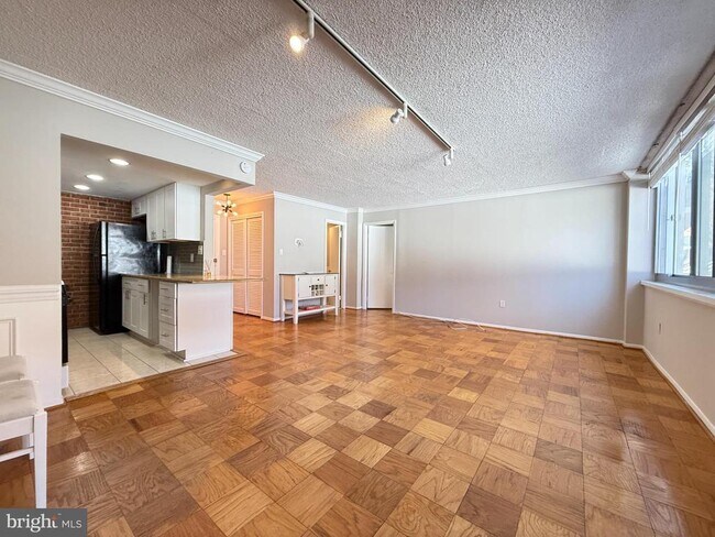 5353 Columbia Pike Unit 310