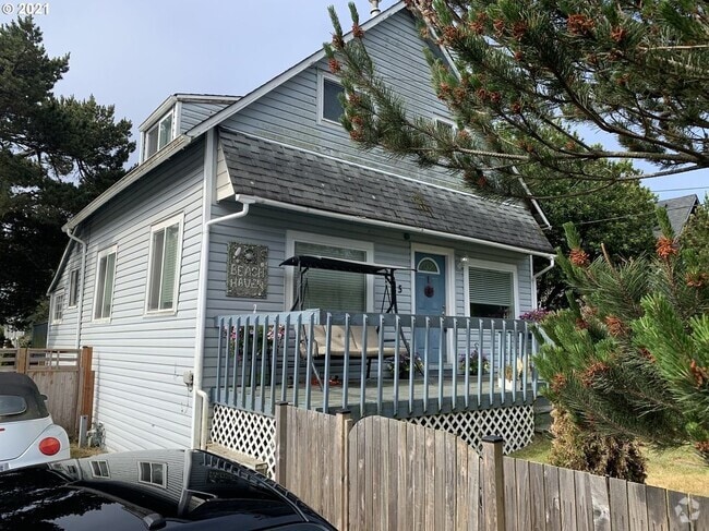 Building Photo - 325 8th Ave Rental