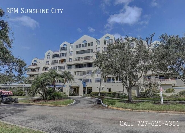 Building Photo - 2333 Feather Sound Dr