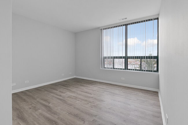Photo - 2505 W Howard St Unit 306