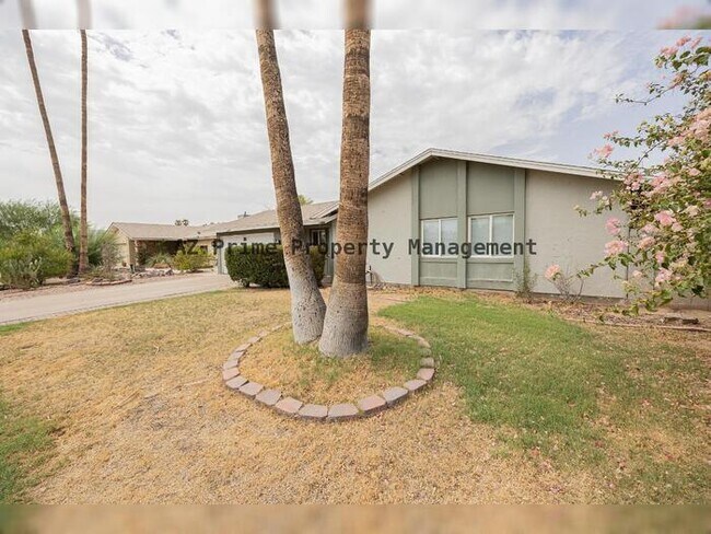 Photo - 1218 E Carter Dr