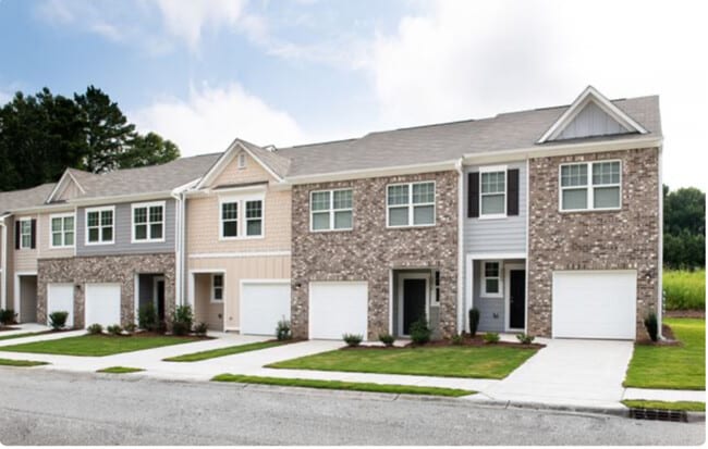 Photo - 581 Magnolia Cir Townhome