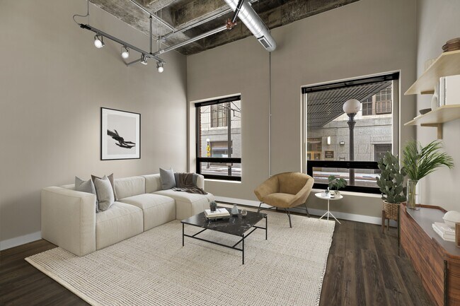 Photo - Kellogg Square