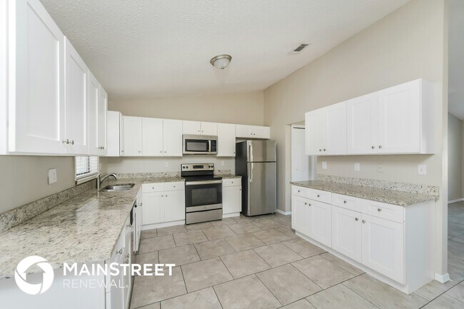 Photo - 604 Basingstoke Ct