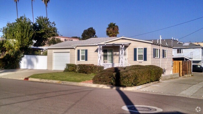 Building Photo - 4677 Morrell St Rental