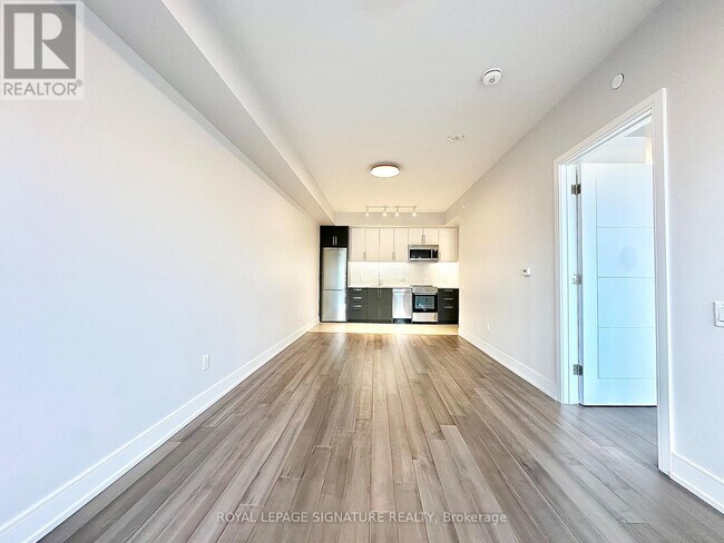 Photo - 2525 Bathurst St Unit 411