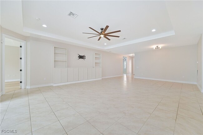 Photo - 2852 Royal Gardens Ave