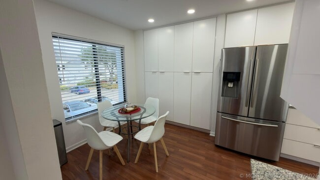 7473 Glendevon Ln Unit 407