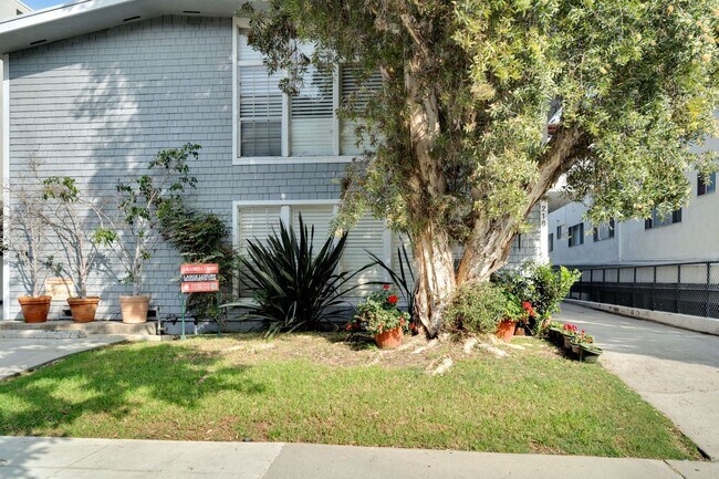 Photo - 218 Gale Luxury Investments LLC