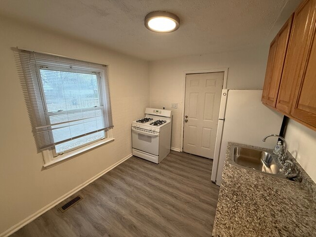 Photo - 22705 Sharrow Ave