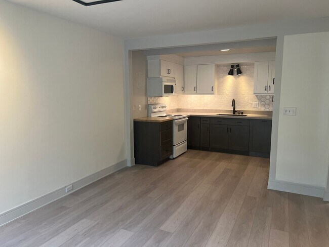 Photo - Newly Remodeled Condo on Capitol Hill - Close to UW