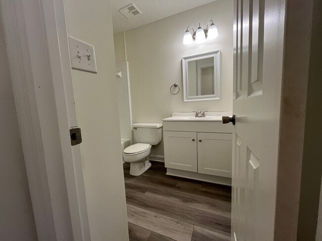 Photo - 1310 Morris St