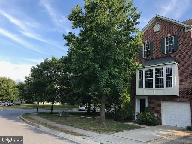 Building Photo - 10701 Enfield Dr Rental