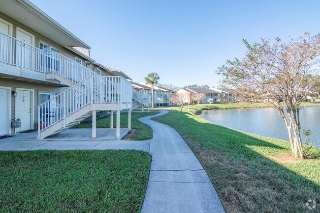 Building Photo - 302 Lake Parsons Green Rental