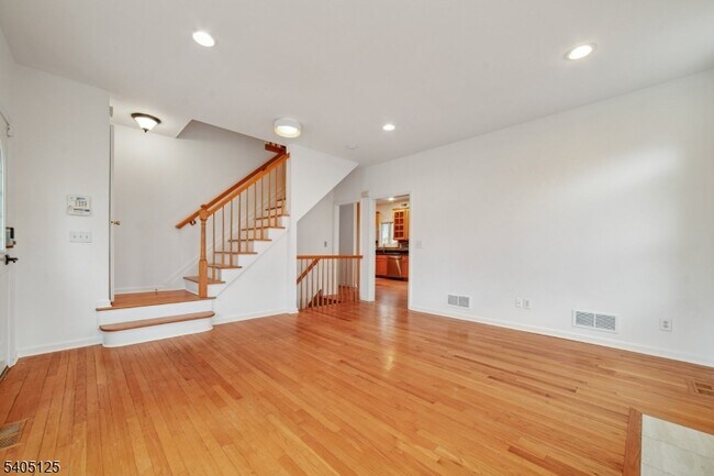 17 Grove St