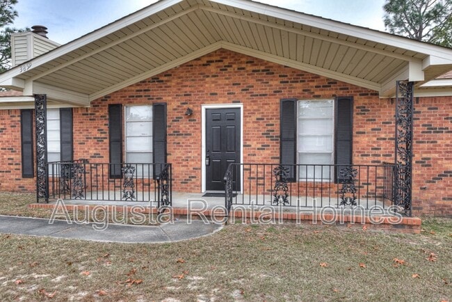 Photo - 3859 Fairington Dr