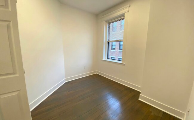 Photo - 11 Queensberry St Unit 32