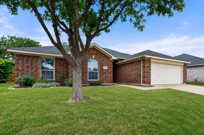 Photo - 5021 Bayberry Dr