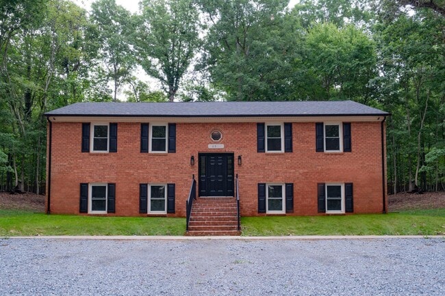 Photo - 691 Timberlake Dr
