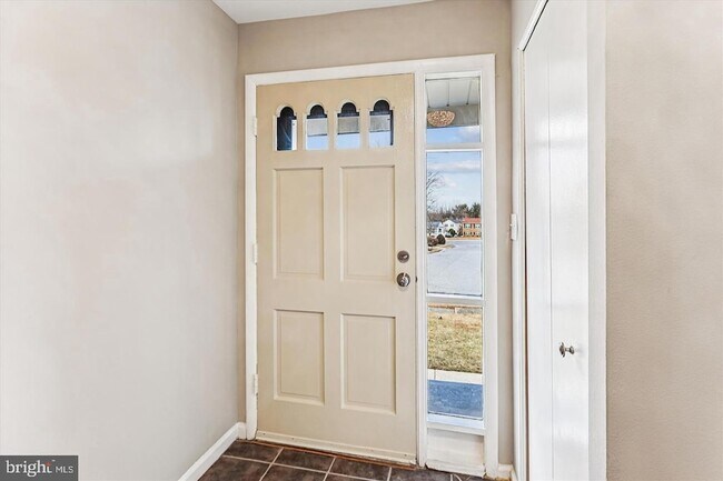 Photo - 7 Cedar Bluff Ct