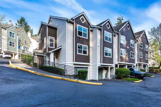 Photo - 2 bd 1.75 bath Lynnwood Townhome  availabl...