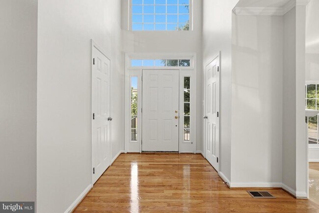 Photo - 45805 Marlane Terrace