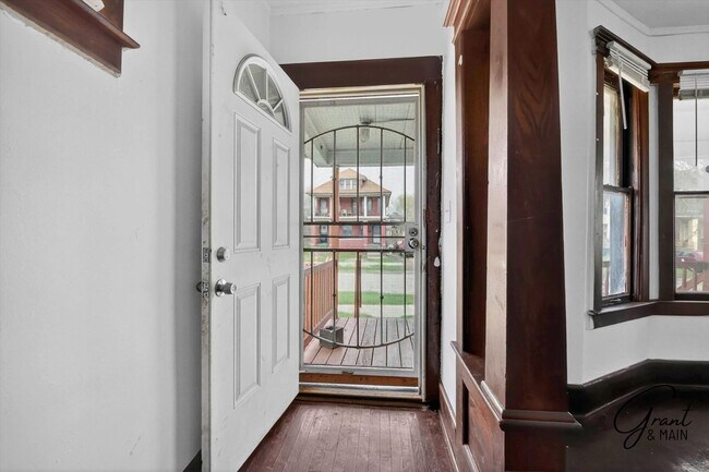 Photo - 127/129 W. Buena Vista - AIS-HASE LLC Unit 129 -lower