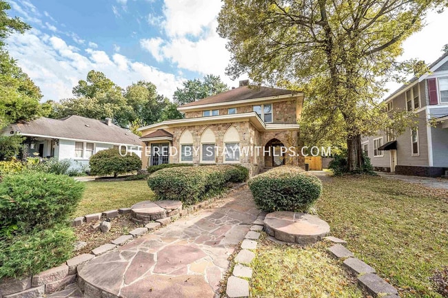 Photo - 2035 Central Ave