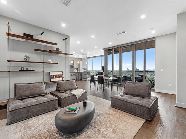 Photo - 1711 Allen Pkwy