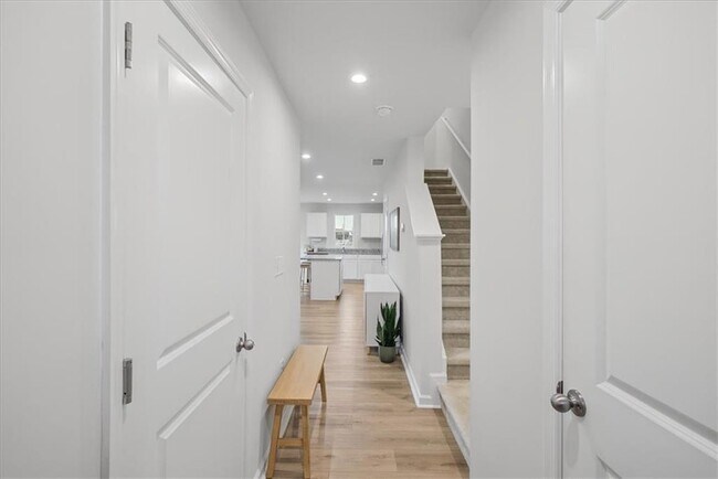 Photo - 218 Deermont Dr