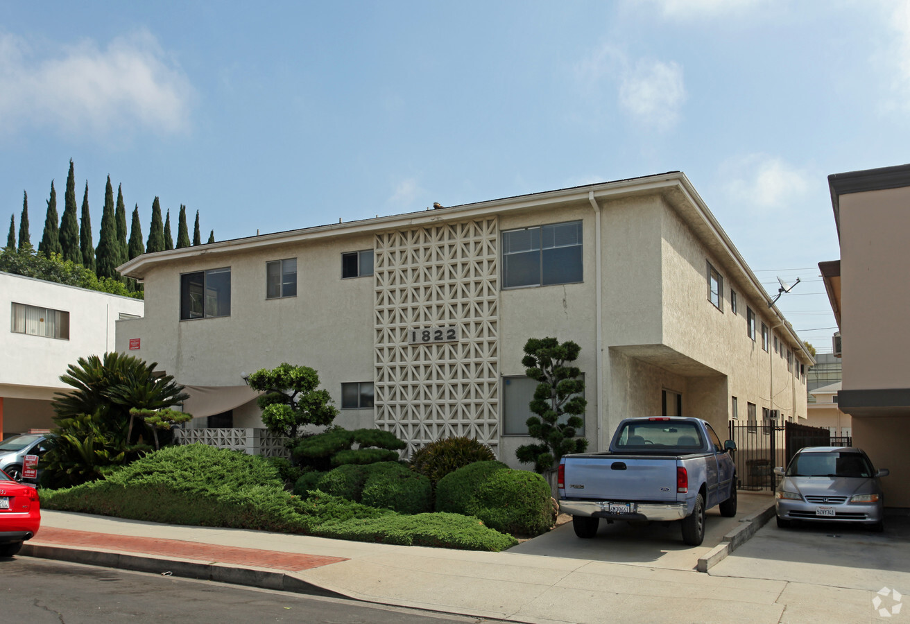 1822 Corinth Avenue, - 1822  Corinth Avenue, Apartments