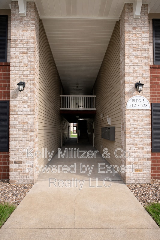 Photo - 406 S Church St Unit 512