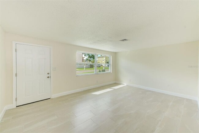 Photo - 178 175th Ave E