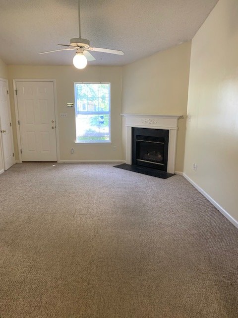 Photo - "Charming 3-Bed, 2-Bath Duplex Retreat in ... Unit B