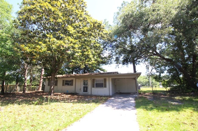 Photo - 3827 NE 13th Dr House