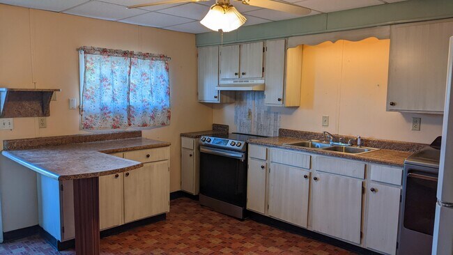 Photo - 1418 3rd Ave