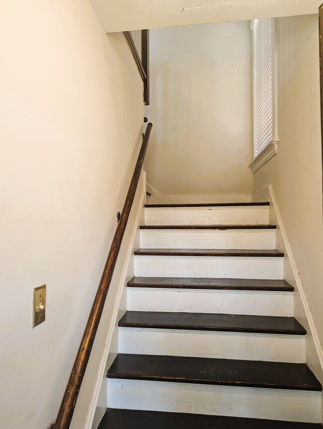 Photo - 2127 Slane Ave Unit 2127-2