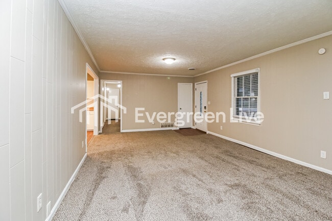 Photo - 4635 Richard Rd