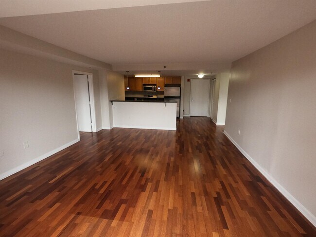 Photo - 700 1st St Unit 5G