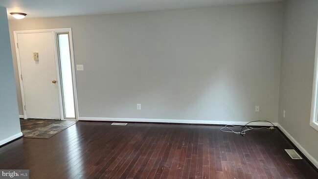 Photo - 35 Eastford Ct