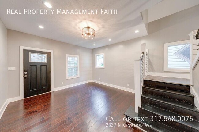 Photo - 2337 N Kenwood Ave
