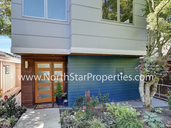 Photo - Truly Amazing and Rare Furnished Lake Oswego Cabana.