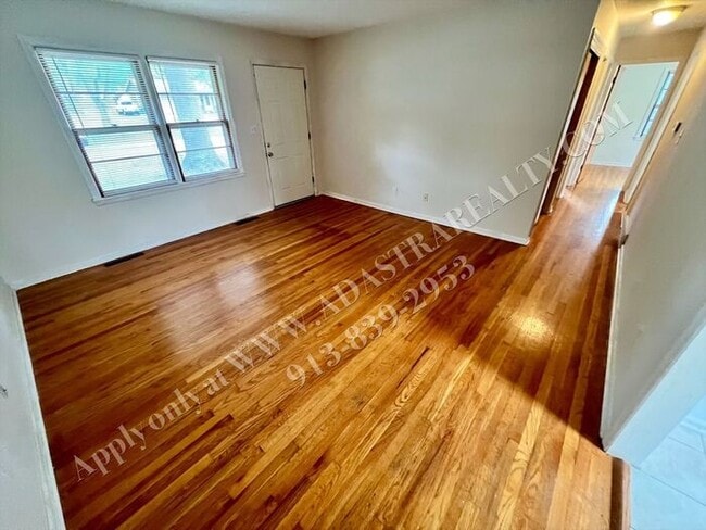 Photo - Darling 4 Bed 2 Bath Ranch in Olathe-Available NOW!!