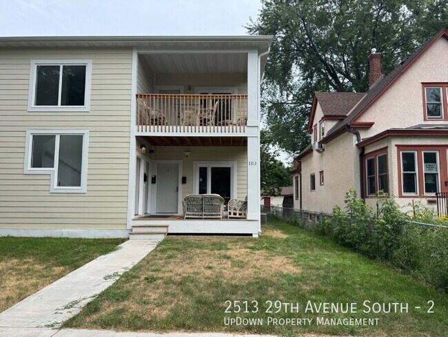 Building Photo - 2513 29th Ave S Unit 2