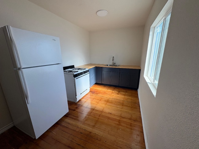 Photo - 4016 Tompkins Rd Unit 2